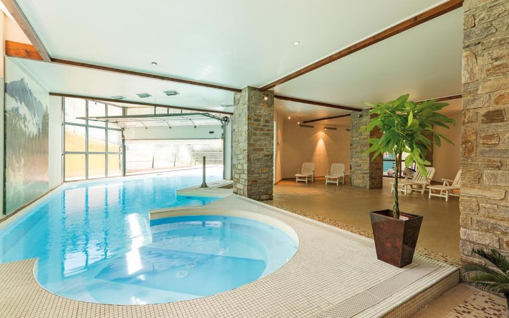 Appartement F2 Au Domaine Des 100 Lacs - Piscine - Sauna - Hammam كوتيريه المظهر الخارجي الصورة